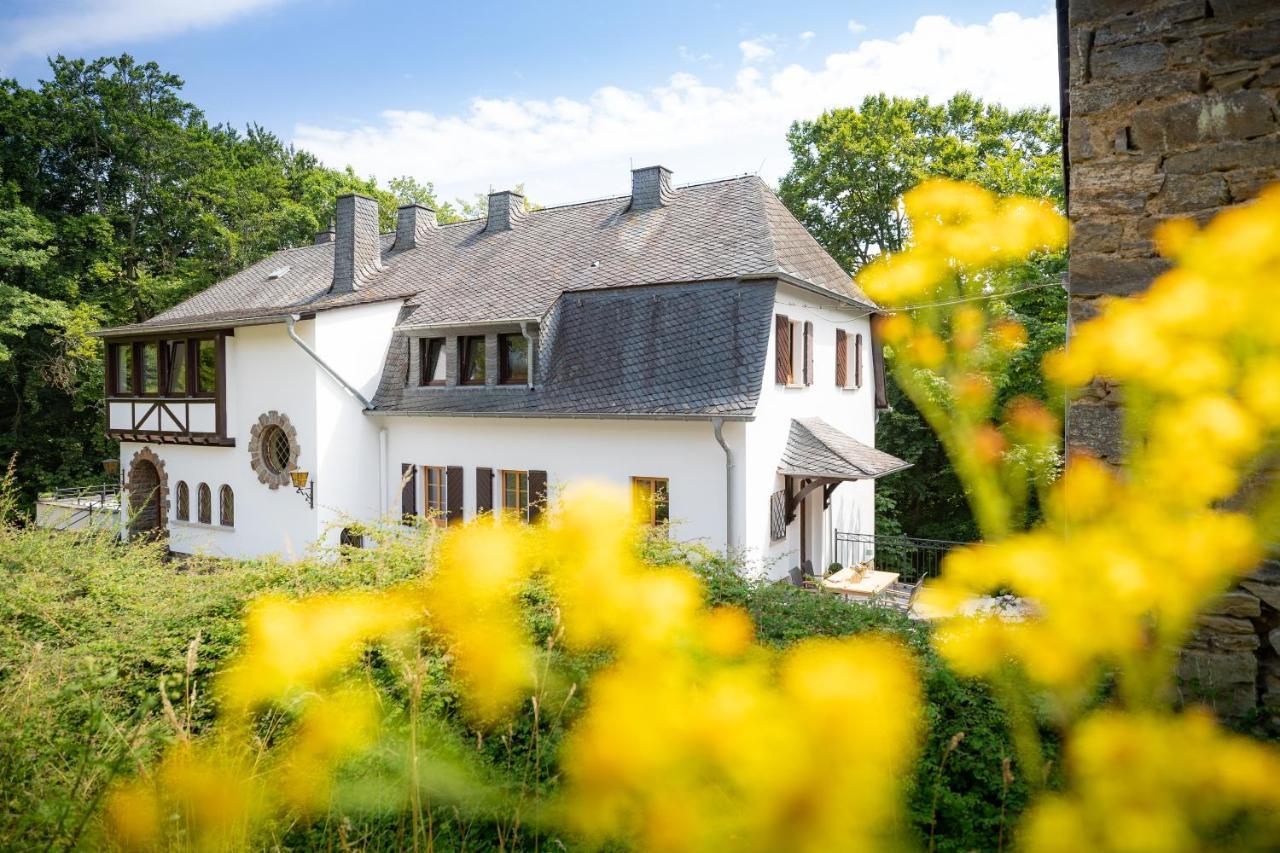 Karbach Komplett Oder Einzelne Wohneinheiten Inkl Sauna Bzw Waldhaeuschen * Hirten